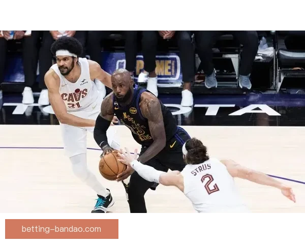 NBA官方：骑士胜利即可锁定季后赛 湖人需满足两条件之一才可夺太平洋赛区冠军
